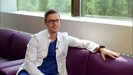 Новосибирский кардиохирург стал номинантом всероссийской премии «Голос героев»