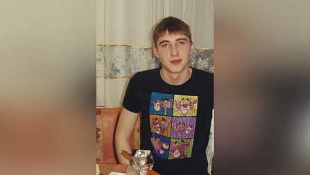 Новосибирские полицейские ищут подозреваемого в хранении и сбыте наркотиков мужчину