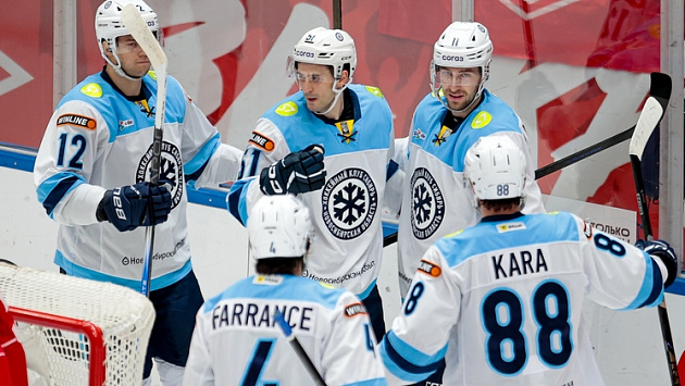 Хоккейная «Сибирь» проиграла в выездном матче «Спартаку» со счетом 3:6