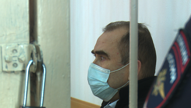 Суд начал рассматривать дело о взяточничестве экс-прокурора Новосибирской области