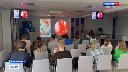 Мастер-классы для отоларингологов проходят в Новосибирской областной больнице