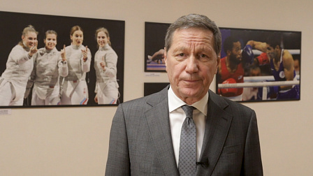 Александр Жуков поздравил новосибирцев с Днем работника культуры