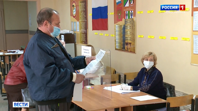 В Новосибирской области открылись участки в последний день выборов в Госдуму