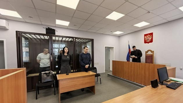 Троих новосибирцев отправили в тюрьму за попытку сбыть почти 60 граммов героина