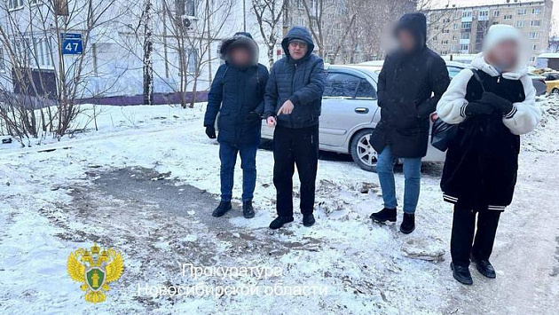 В Новосибирске подозреваемого осудят за убийство продавца 22-летней давности