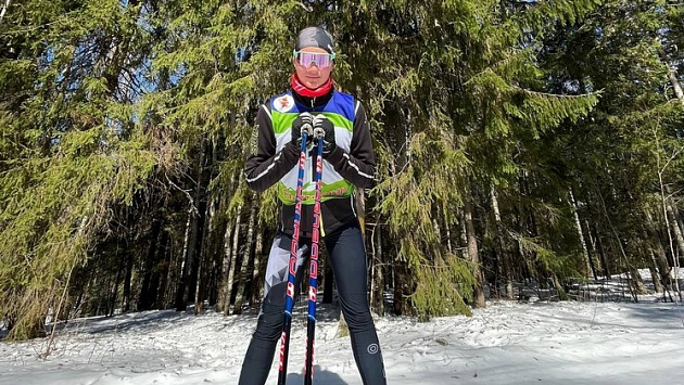 Спортсменка из Новосибирска взяла золото первенства Сибири по лыжным гонкам