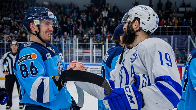 Хоккейная «Сибирь» обыграла «Динамо» из Москвы со счётом 5:3 на домашнем льду