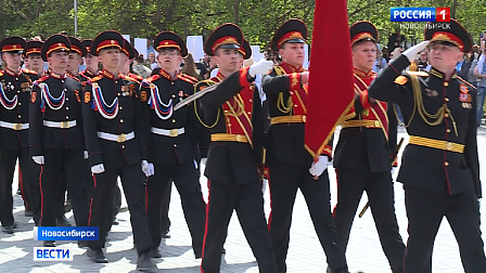 Юбилей Сибирского Кадетского Корпуса отметили парадом в Новосибирске