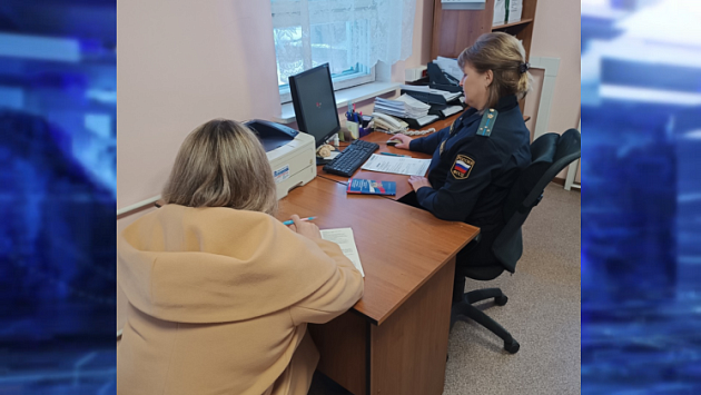 В Новосибирской области должницу по алиментам выдала упавшая банка