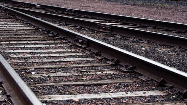 Родственнику погибшего на железной дороге новосибирца выплатят компенсацию