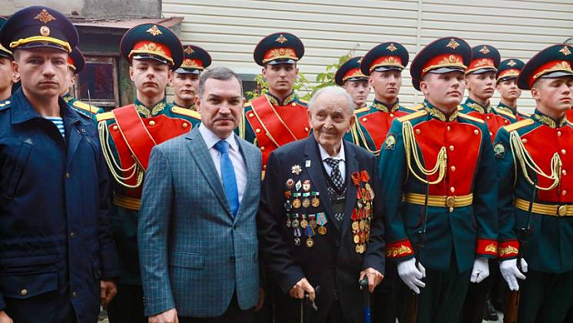 Изобретатель из Новосибирска Владимир Сбоев отметил 100-летний юбилей