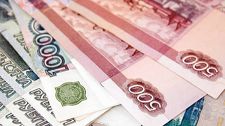 Помощник мошенников вернёт обманутой новосибирской пенсионерке 100 тысяч рублей