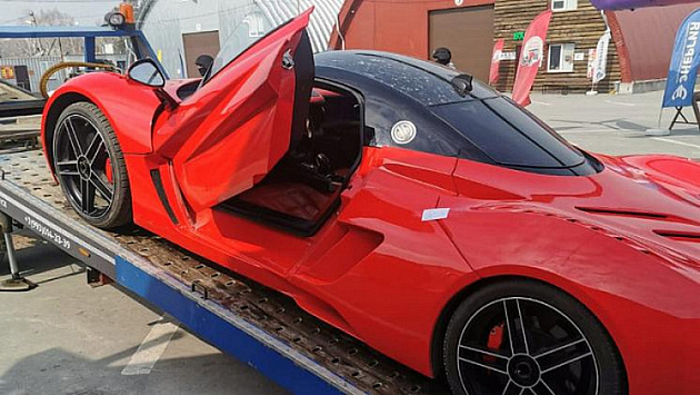 В Новосибирске выставили на торги эксклюзивный спорткар Marussia за 15,5 миллионов рублей