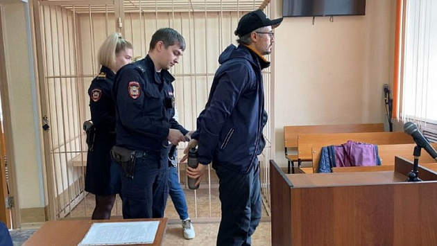 Экс-начальника управления мэрии Новосибирска отправили в тюрьму за взятку