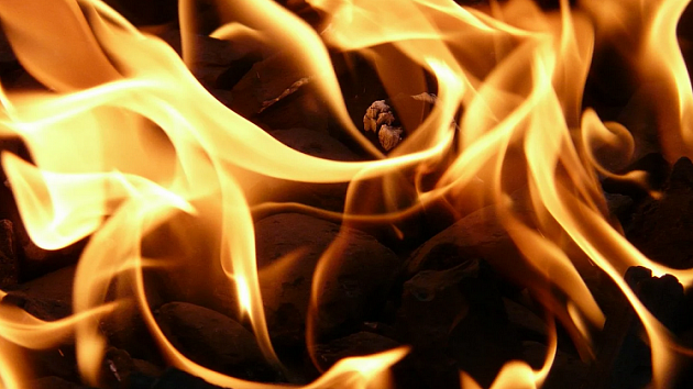 В Новосибирской области на складе ликвидировали крупный пожар