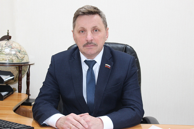 Суд обязал главу депутатов Искитима вернуть более 300 тысяч рублей в казну