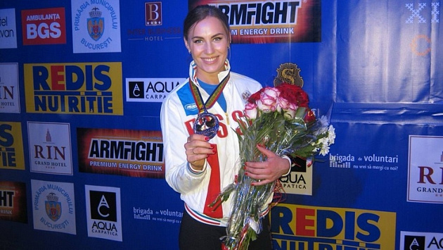 Армрестлер из Новосибирска стала участницей третьего сезона шоу «Титаны»