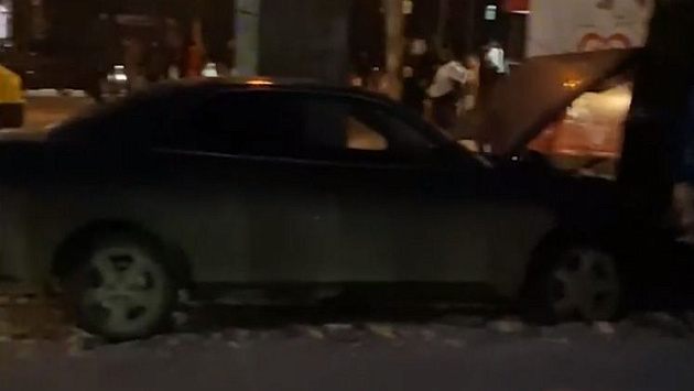 19-летнего пешехода доставили в больницу после ДТП в Новосибирске