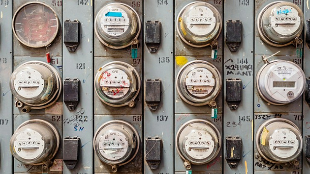 В Новосибирске поймали подозреваемого в мошенничестве с заменой счётчика бабушки