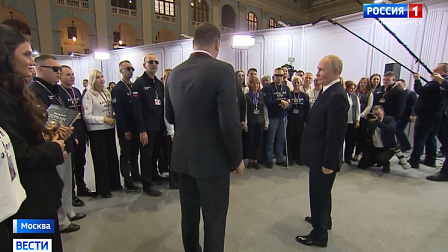 Владимир Путин ответил на два вопроса из Новосибирска во время прямой линии