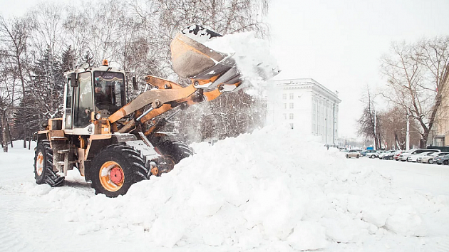 Какие улицы очистят от снега в Новосибирске днём 2 декабря