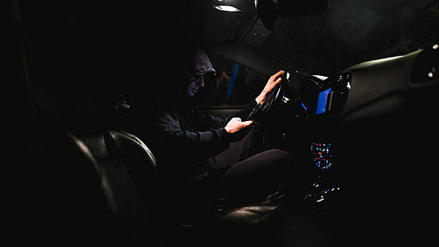 В Новосибирске работник СТО отделался штрафом за угон автомобиля клиента