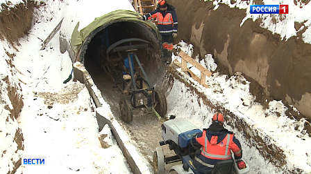 Мэр Новосибирска проверил ход ремонта крупного коллектора очистных сооружений