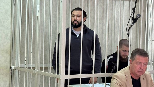 В Новосибирске начали судить экс-полицейского за взятку в 580 тысяч рублей