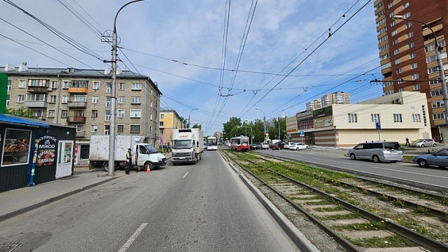 В Новосибирске две «Газели» сбили 10-летнего мальчика на самокате и мужчину