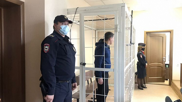Суд вынес приговор новосибирцу, застрелившему своего начальника на остановке
