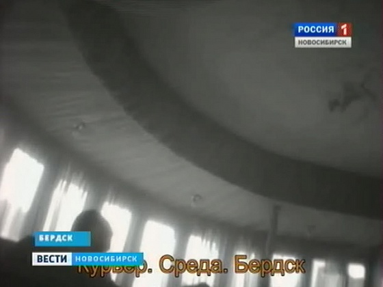 Следственный комитет обнародовал еще один фрагмент видеозаписи, фигурирующей в уголовных делах мэра Бердска и его бывшего заместителя