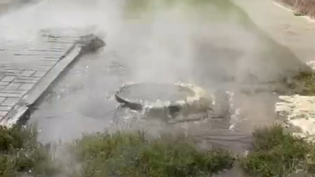 11-летняя девочка получила ожоги из-за порыва теплосетей в Новосибирске