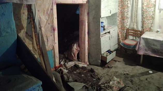 Прокуратура организовала проверку после обрушения потолка на жительницу Новосибирской области