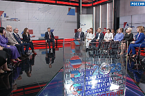 Новосибирск – город действия: Город - фронту