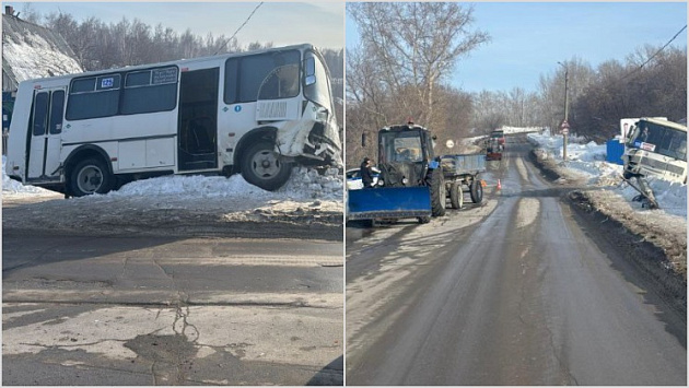 В Искитиме автобус с пассажирами въехал в трактор и снёс фонарный столб