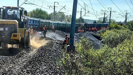 Движение поездов восстановили на повреждённом участке под Новосибирском
