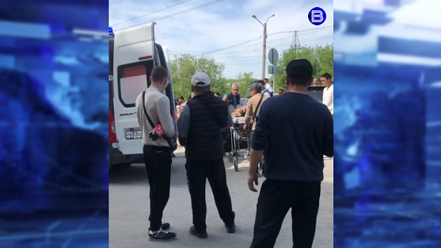 В Новосибирске автомобиль после ДТП сбил 18-летнего пешехода