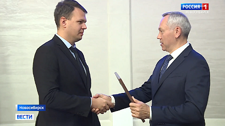 Лучших дорожников наградили в правительстве Новосибирской области