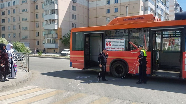 В Новосибирске водитель автобуса нарушил правила и сбил ребёнка
