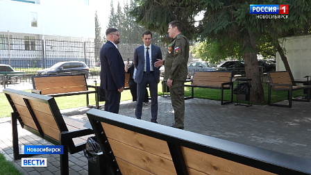 Новый сквер в честь бойцов СВО открыли рядом с военным госпиталем в Новосибирске