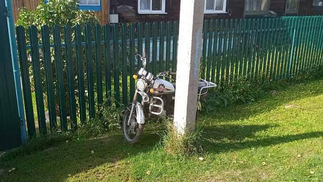 В Новосибирской области водителя мотоцикла без сознания доставили в больницу после ДТП