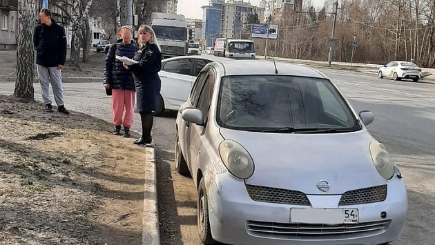 Приставы отобрали машину у новосибирца и отдали её бывшей жене