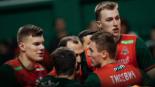 Новосибирский «Локомотив» вырвал победу у волейболистов из команды «Югра-Самотлор»