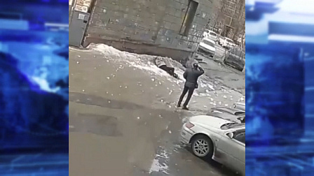 В Новосибирске травмированная ледяной глыбой с крыши женщина подала иск на коммунальщиков