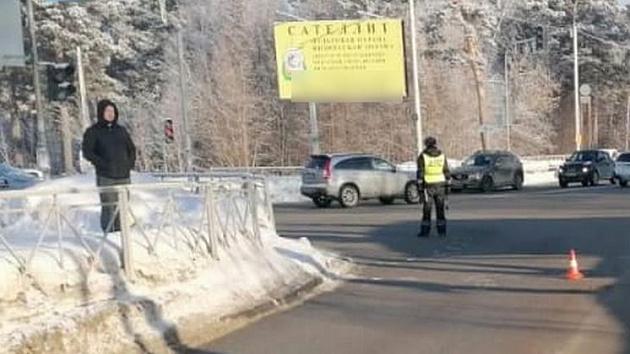 9-летнюю девочку доставили в больницу после ДТП в Новосибирске