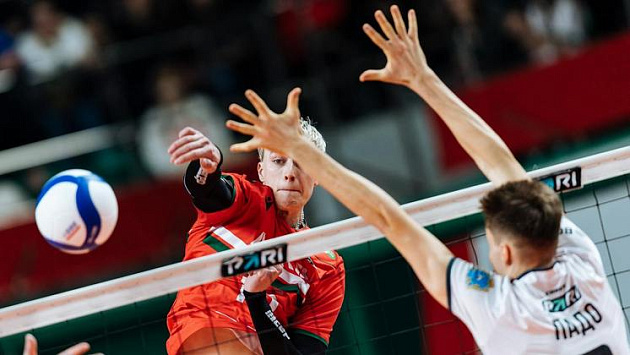 Новосибирский «Локомотив» всухую разгромил команду «Нова» на домашней арене