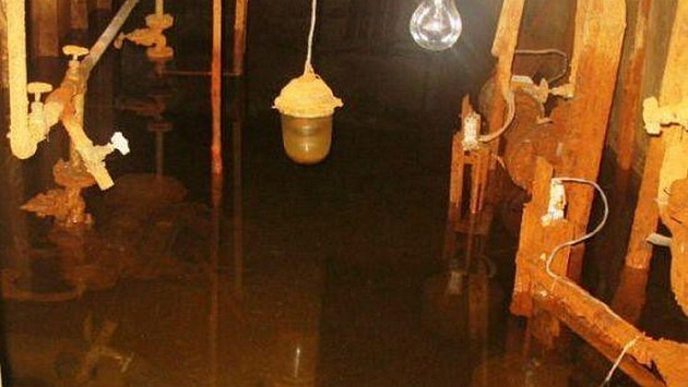 В Новосибирске кипяток затопил подвал многоквартирного дома на улице Геодезической