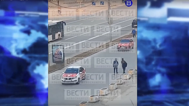 В Новосибирске бойцов «Гвардии» оштрафовали за езду на машине по тротуарам