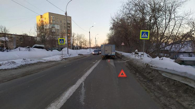 В Новосибирске водитель «ГАЗели» сбил 17-летнюю девушку на пешеходном переходе