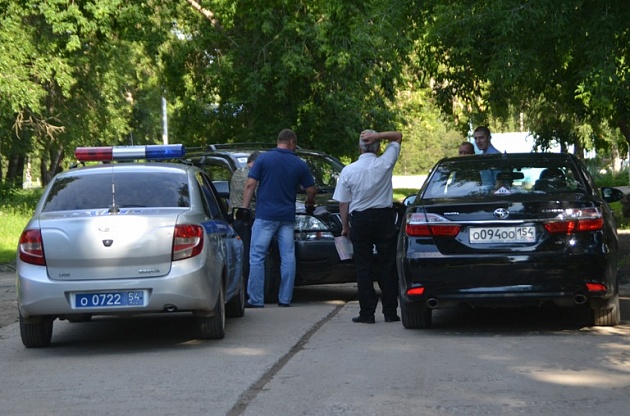 Автомобиль мэра Бердска попал в ДТП